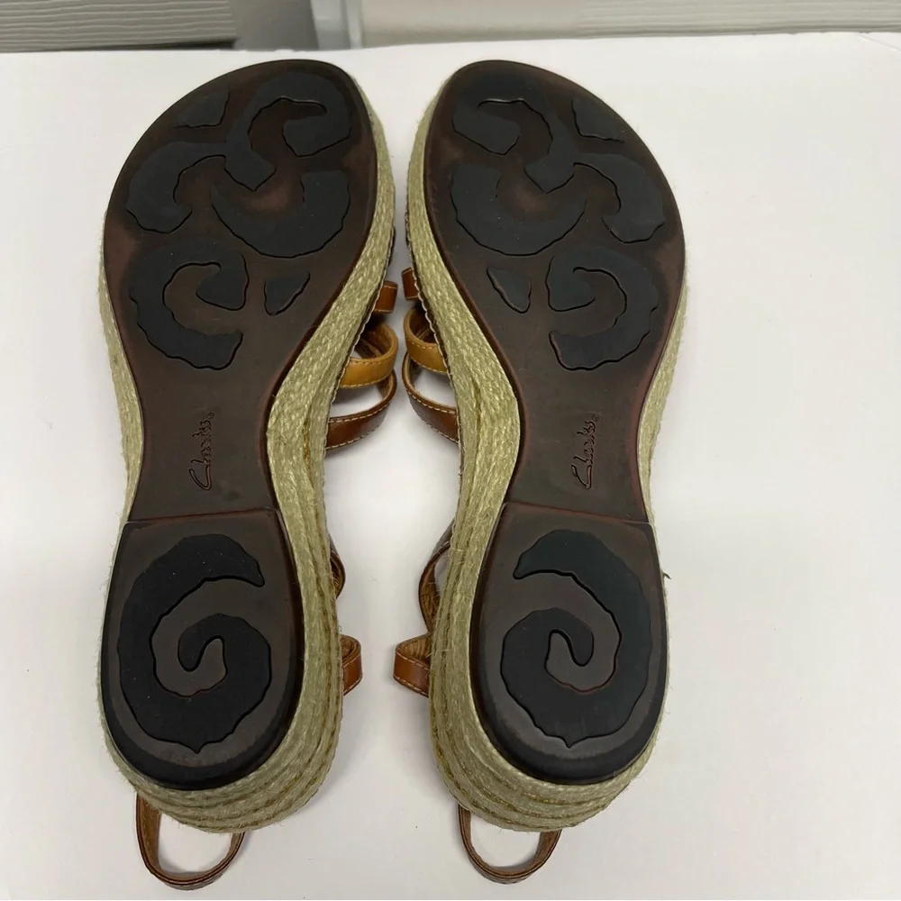 Clark’s Artisan Brown & Tan Strappy Espadrille Wedge Sandal  Size 10M
